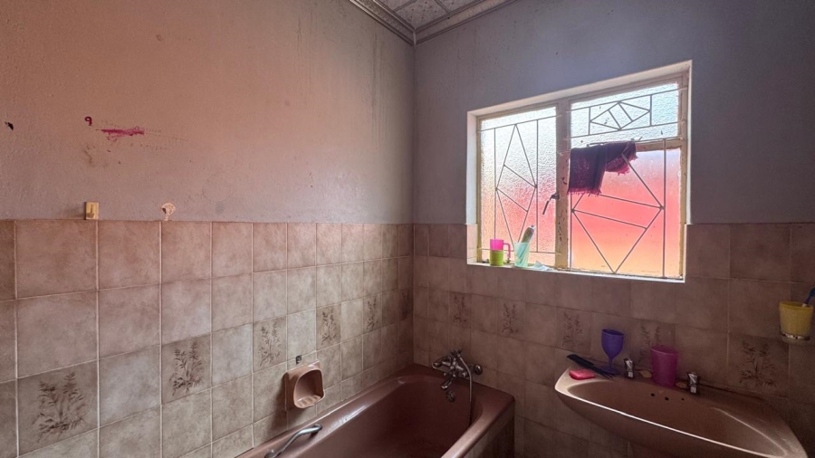 3 Bedroom Property for Sale in Galeshewe Northern Cape